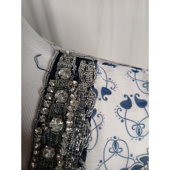 Boston Proper Peasant Bell Sleeve Paisley Beaded Rhinestone Bling Blouse Size 0 - Picture 4 of 10